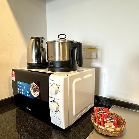 Landmark Stunning High Floor Coast View Studio #Netflix #Fast Wifi Tanjung Tokong エクステリア 写真