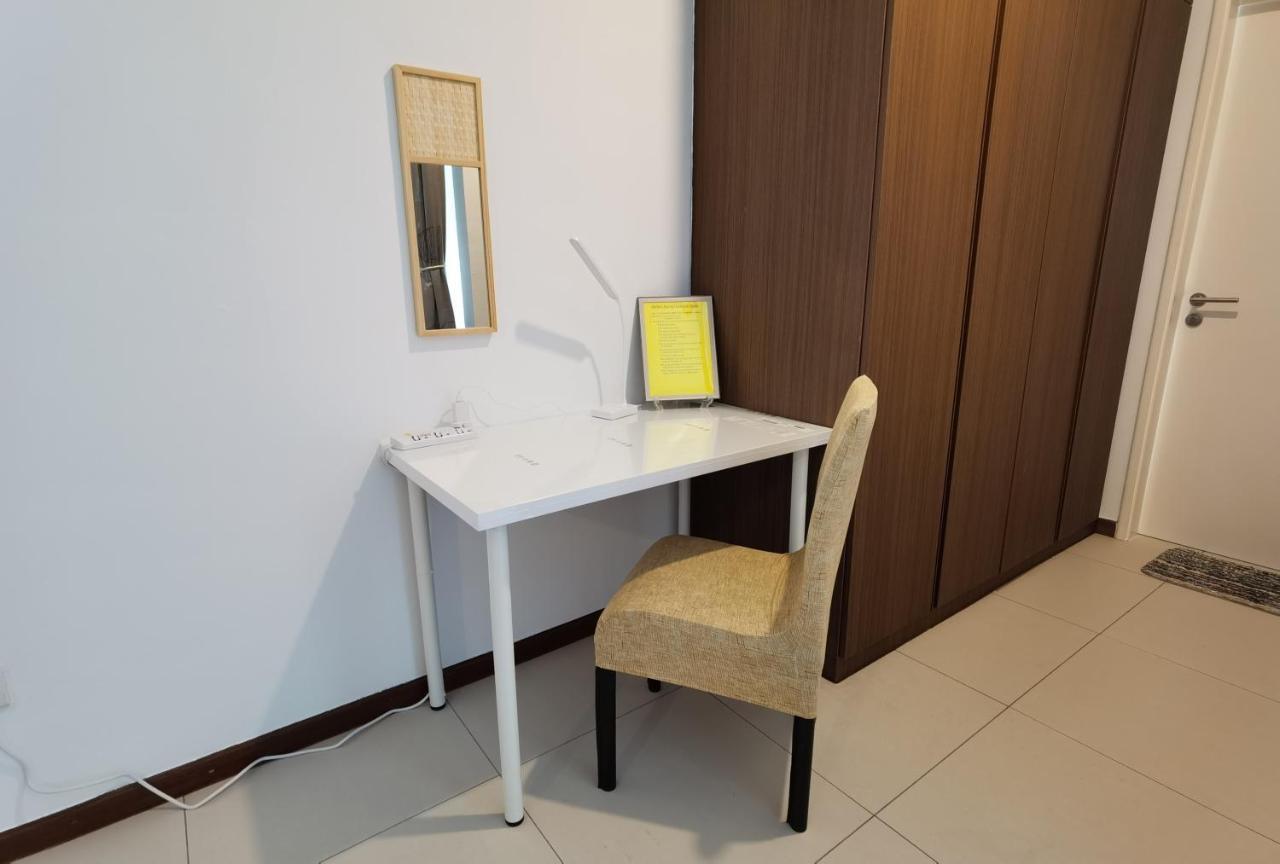 Landmark Stunning High Floor Coast View Studio #Netflix #Fast Wifi Tanjung Tokong エクステリア 写真