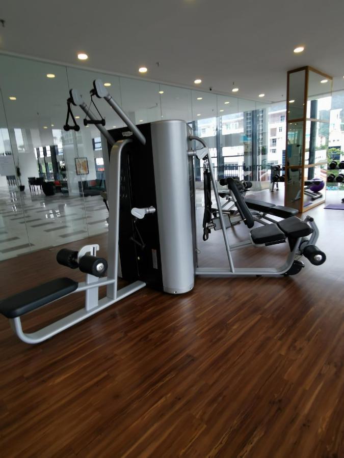 Landmark Stunning High Floor Coast View Studio #Netflix #Fast Wifi Tanjung Tokong エクステリア 写真